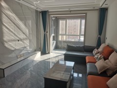 精装出租！年租18000！乐欣家园3室2厅1卫118m²出租