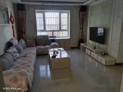 年租16000包物业。 出租御景西区108平米，三室，冰箱，洗衣机，电视齐全，拎包入住，房子干净 ​