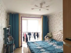 水韵名居17楼，131平大三室，售价118万老本儿可贷款，看房方便