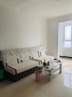 (盛世月租1500。)盛世景湾3室1厅1卫1500元/月110m²出租