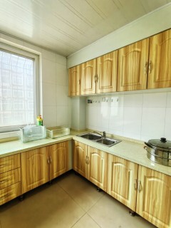 (京唐港)瑞泽小区3室2厅1卫1375元/月115m²出租