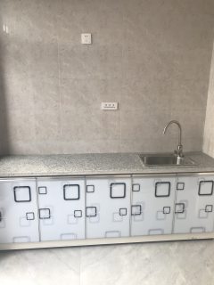 县城齐庄水电暖齐全，交通便利，濒临老大东方，三小，三幼，新戴河初中