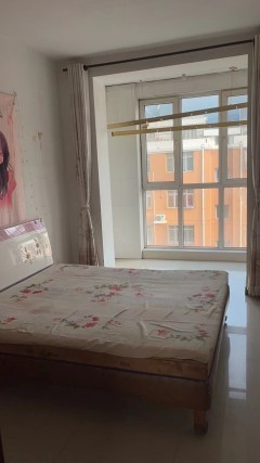 (泰和转租，四个月2800。)泰和盛景700元/月80m²出租