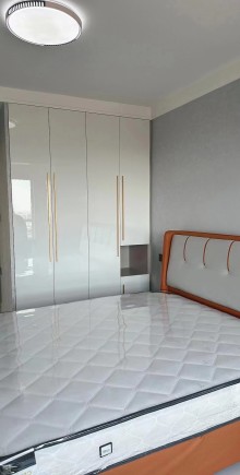 (月租1600包物业)盛世景湾2室2厅1卫1600元/月80m²出租