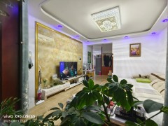 东延二期112平小高层车库上三楼，储藏室17平，拎包入住，全新家具家电，老本80万可小议