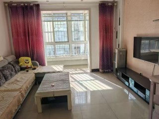 年租9000包物业包网 可租半年！东延二期五楼，包物业包网费，三室二厅，家电齐全有空调，拎包入住